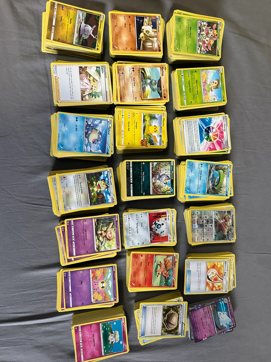 Pokémon Trading Cards Bulk Lot