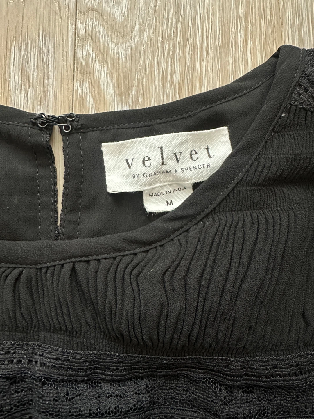 Velvet by Graham & Spencer Black Textured Blouse - photo 2