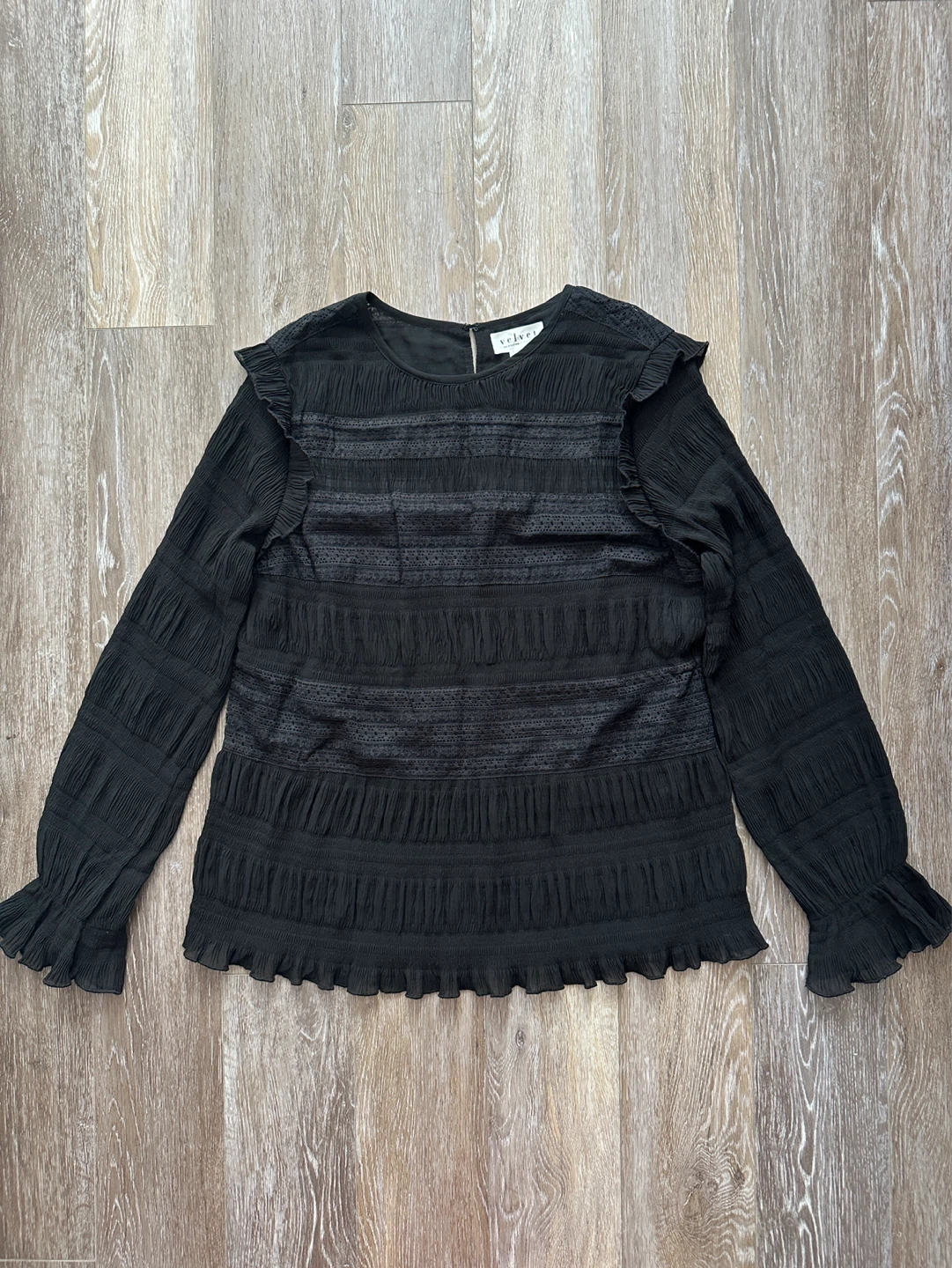 Velvet by Graham & Spencer Black Textured Blouse