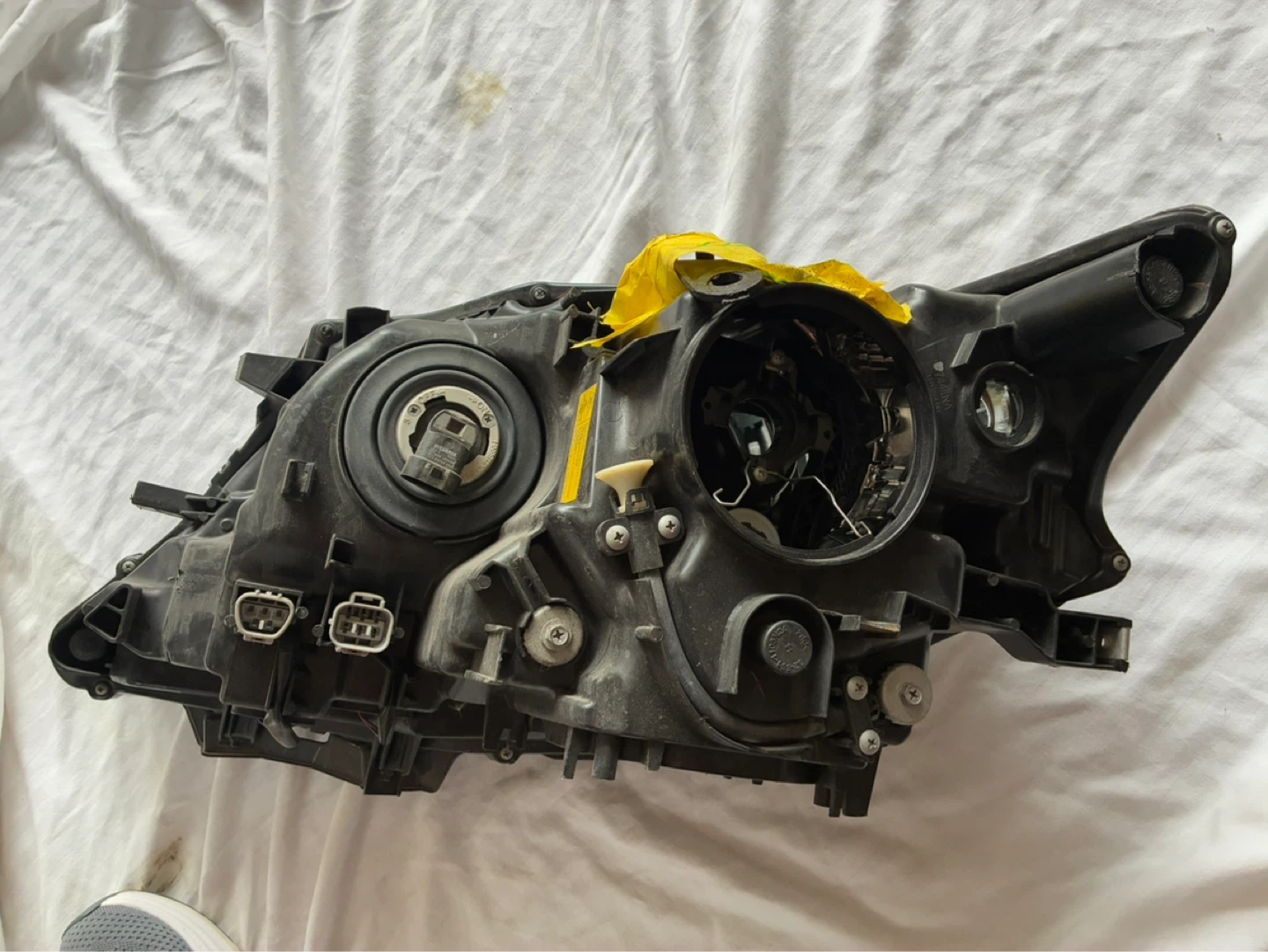 Lexus RX Headlight Assembly - photo 3