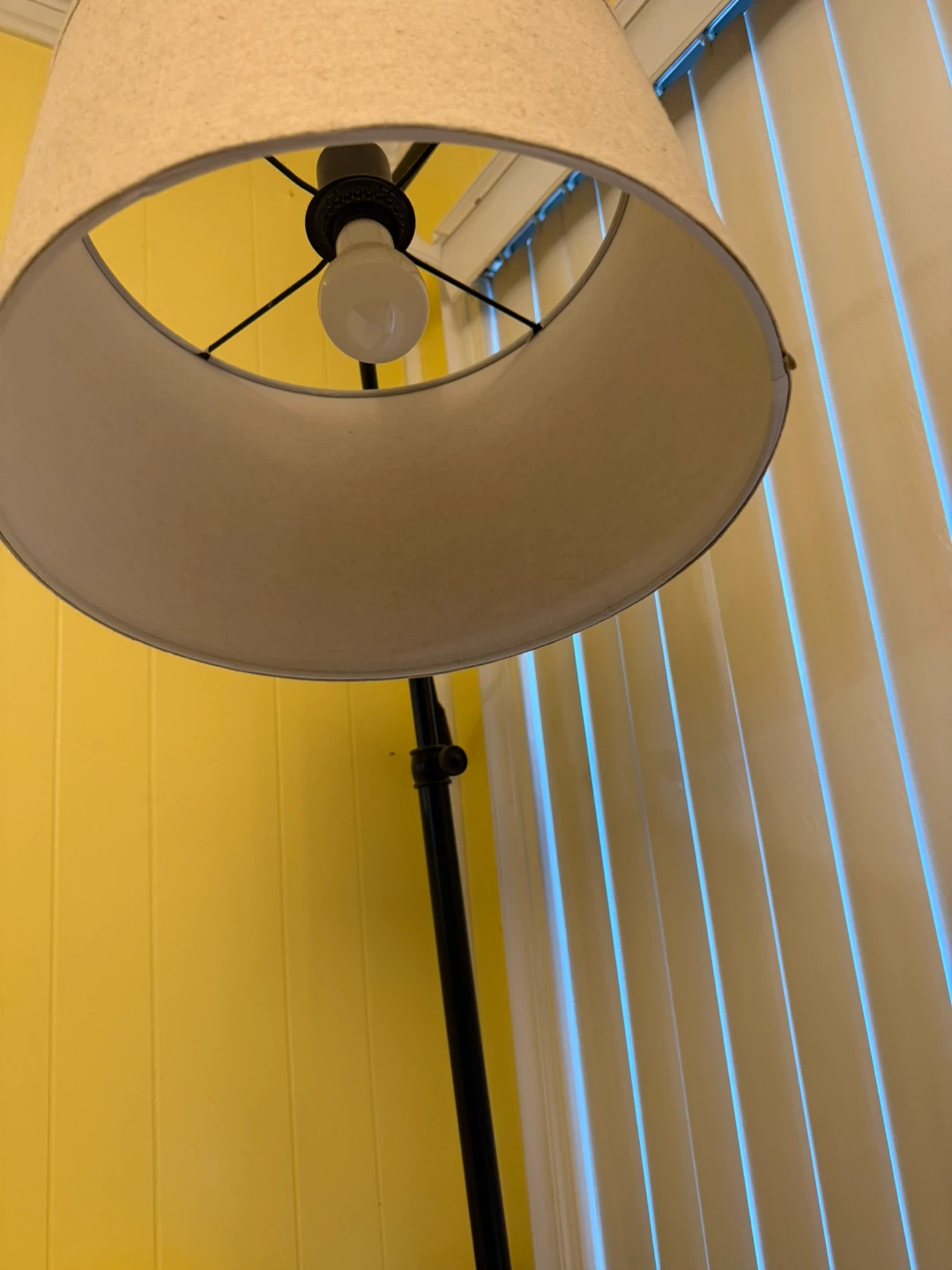 Arc Floor Lamp with Drum Shade - photo 4