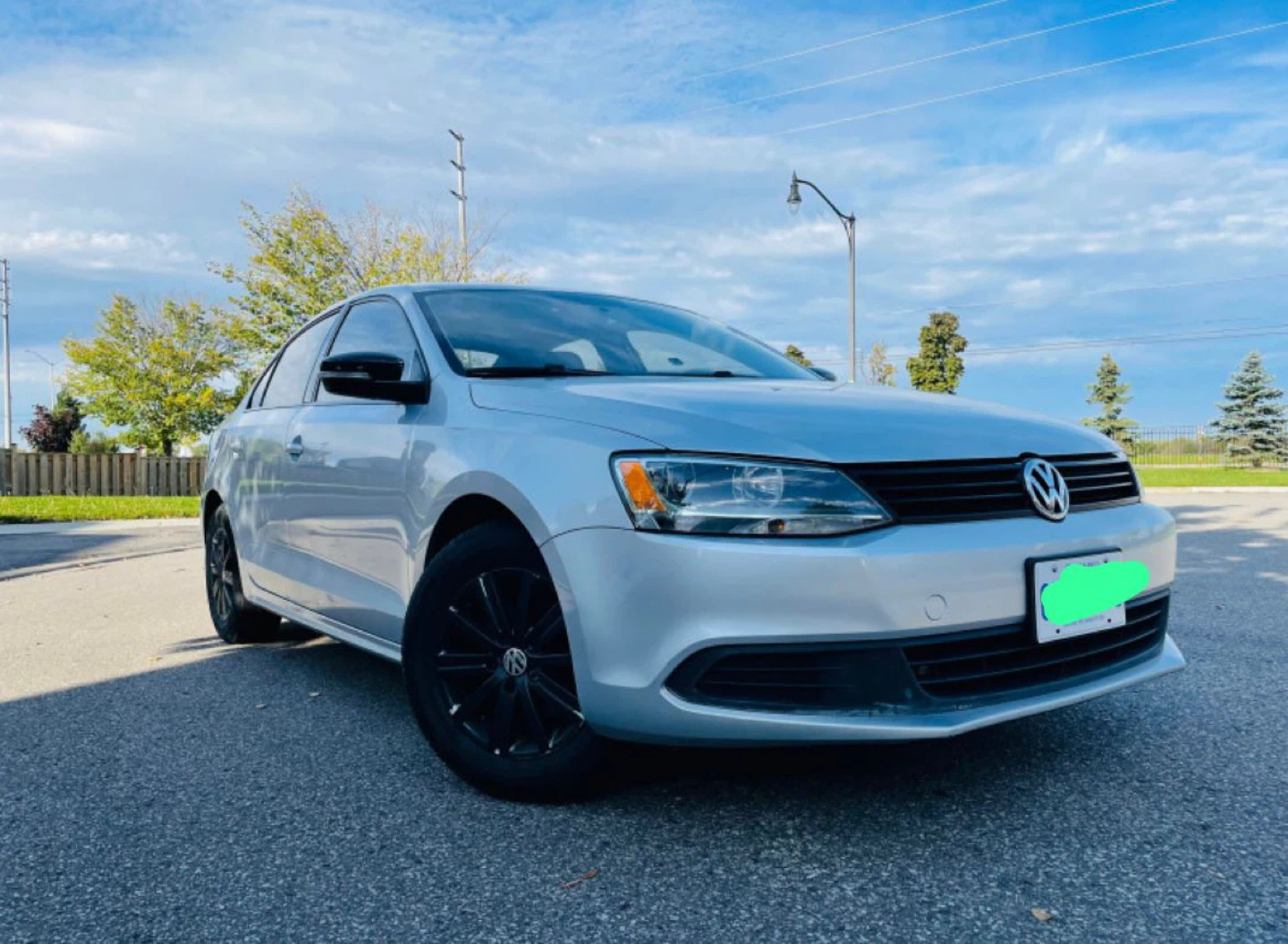 Silver Volkswagen Jetta 2013 2.0 4 DR - photo 2
