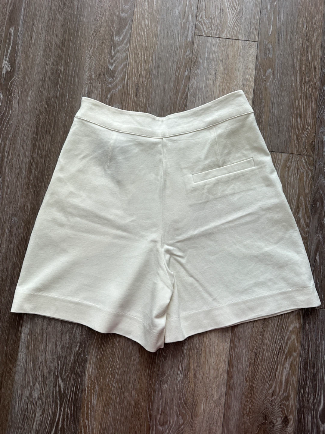 SELECTED White/Cream Pleated Shorts XS - photo 2