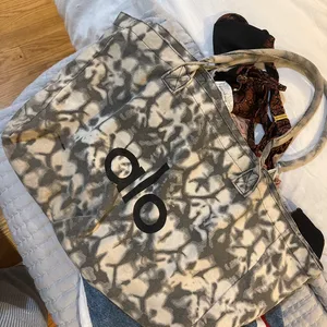 Alo Yoga Tote Bag