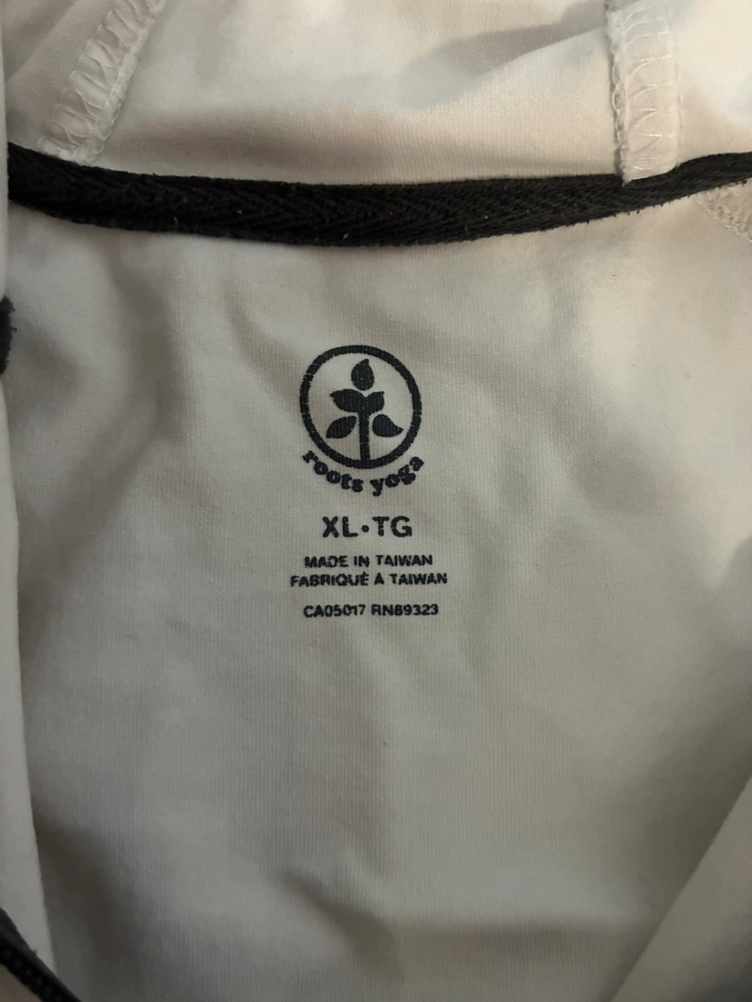 Roots Yoga White Zip-Up Hoodie - photo 4