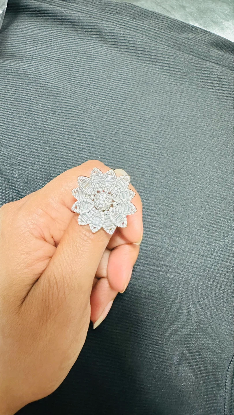 Flower Shaped Ring - photo 2