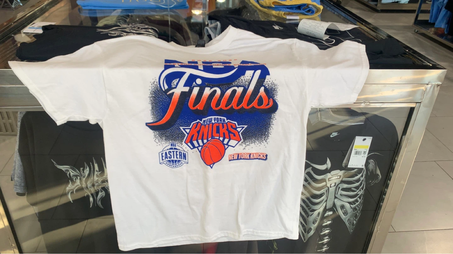 New York Knicks Eastern Conference Finals T-Shirt - photo 2