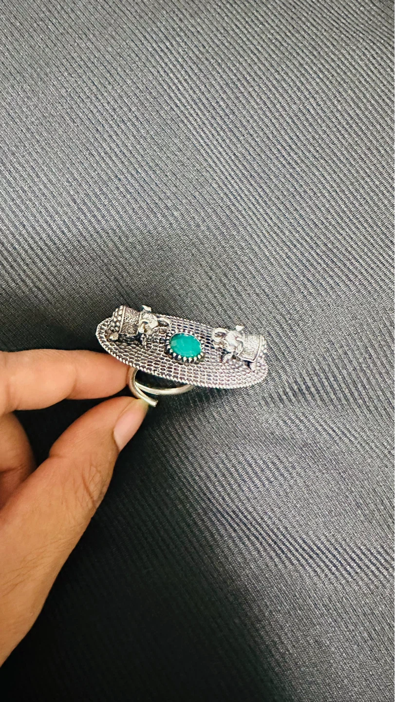 Silver Elephant Ring with Green Stone - photo 4