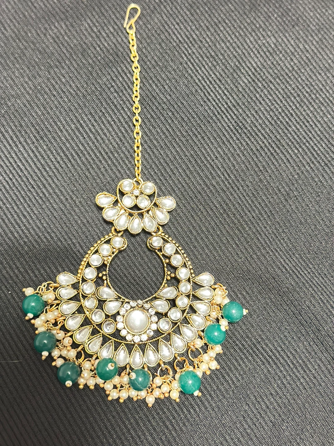 Gold-tone Maang Tikka with Green Beads