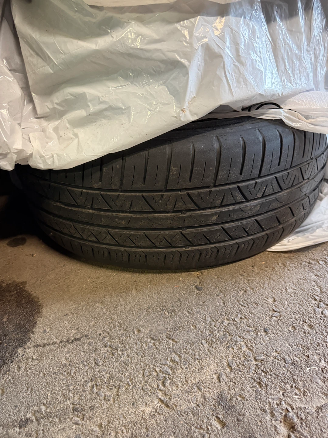 Toyota Sienna’s Tire and Wheel Set - photo 2