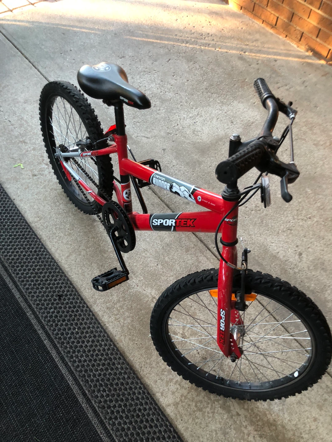 Red Sportek Canyon Runner Kids Bike - photo 2