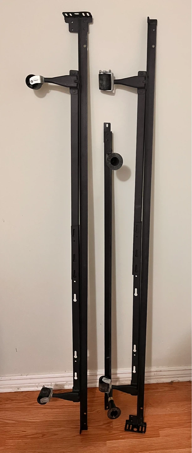 Metal Bed Frame Legs with Rollers