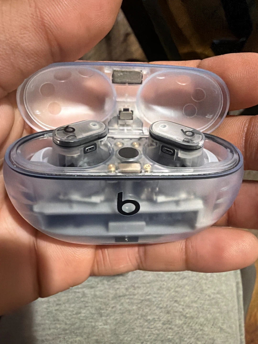 Beats Studio Buds + Transparent Edition
