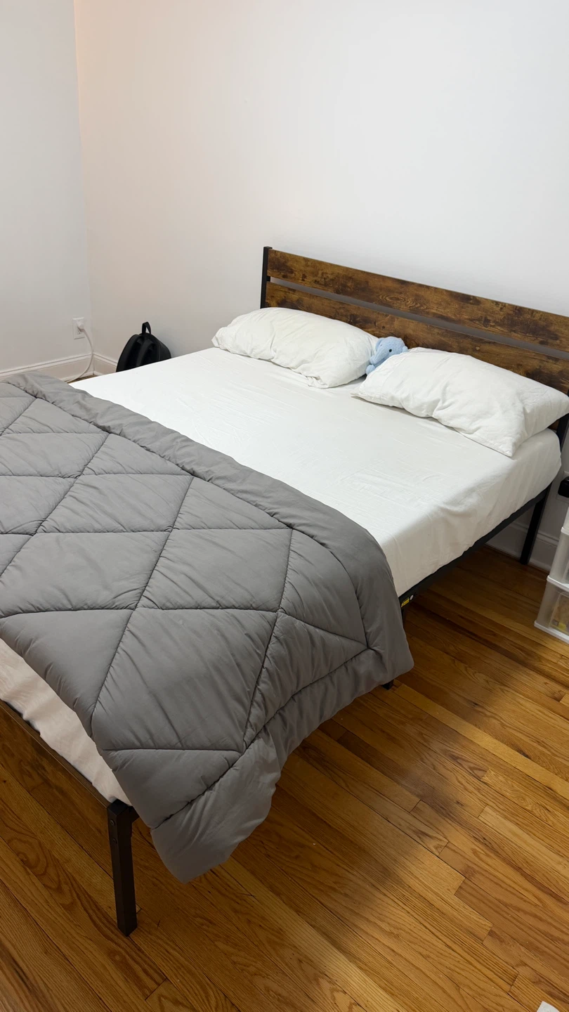 Queen Size Bed Frame + 10inch gel memory foam mattress - photo 2