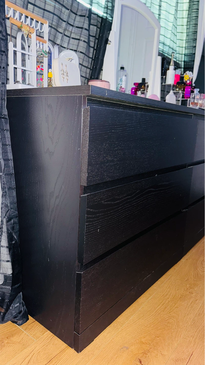 Black 6-Drawer Dresser - photo 2