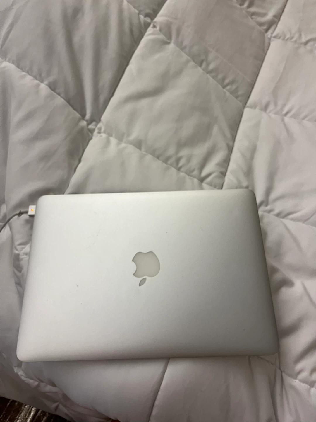 Apple MacBook Air Laptop