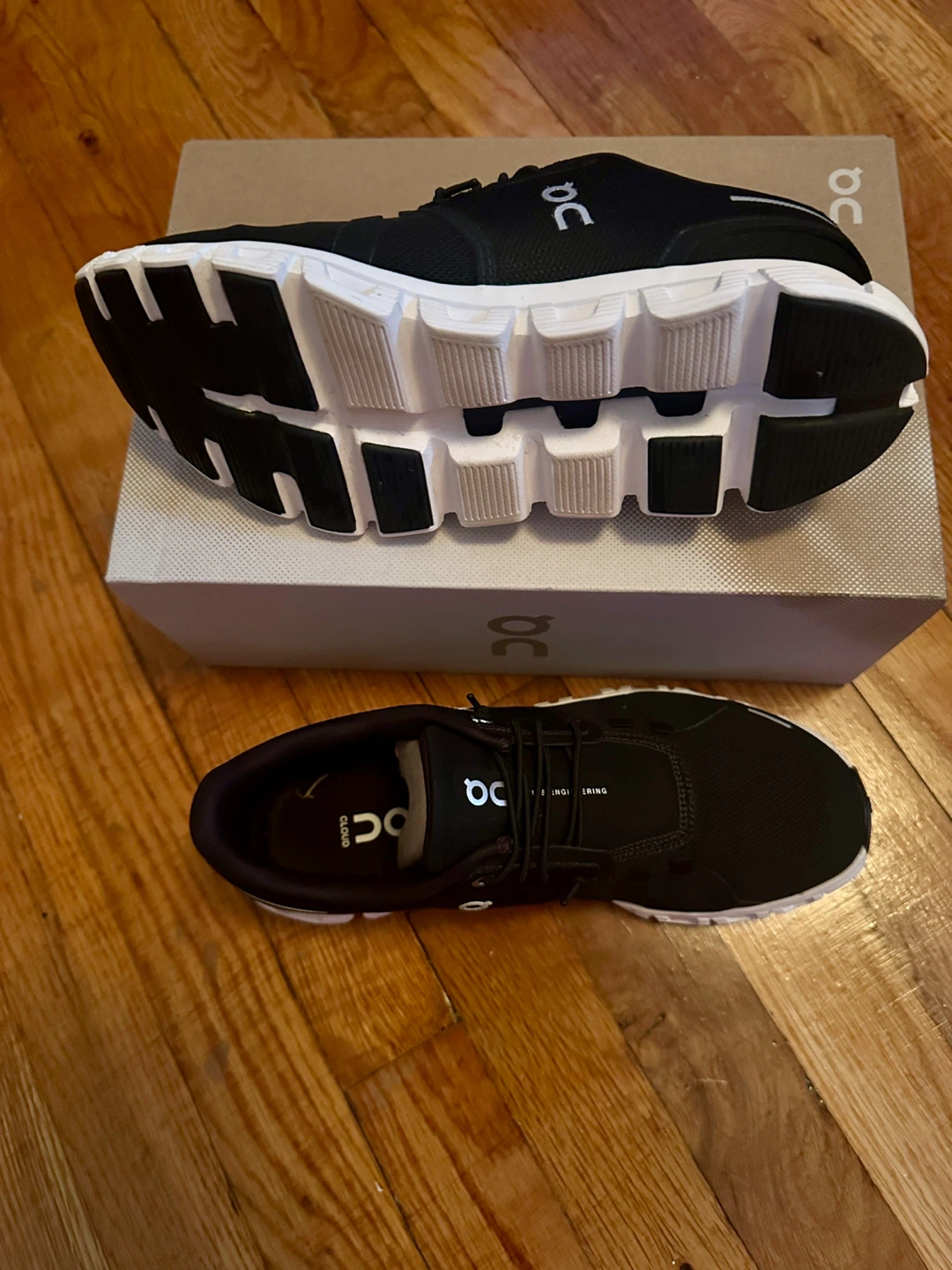 On Cloud 6 *New* Size 8 Women’s Sneakers - photo 4