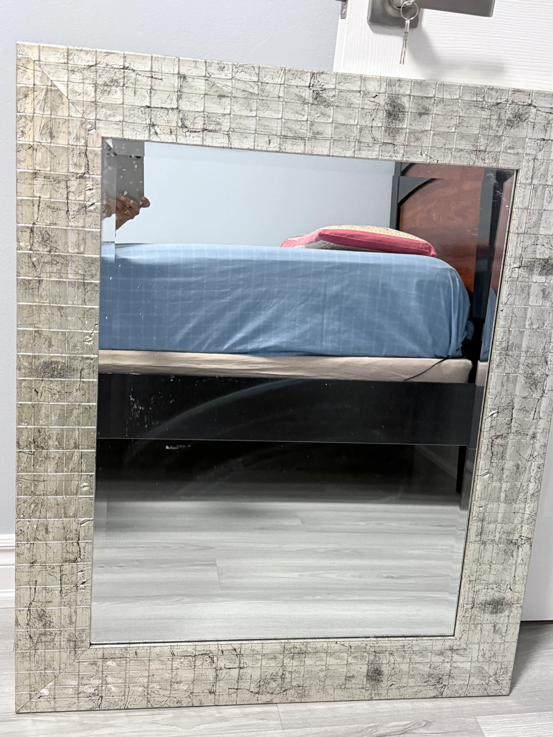 Decorative Wall Mirror - photo 2