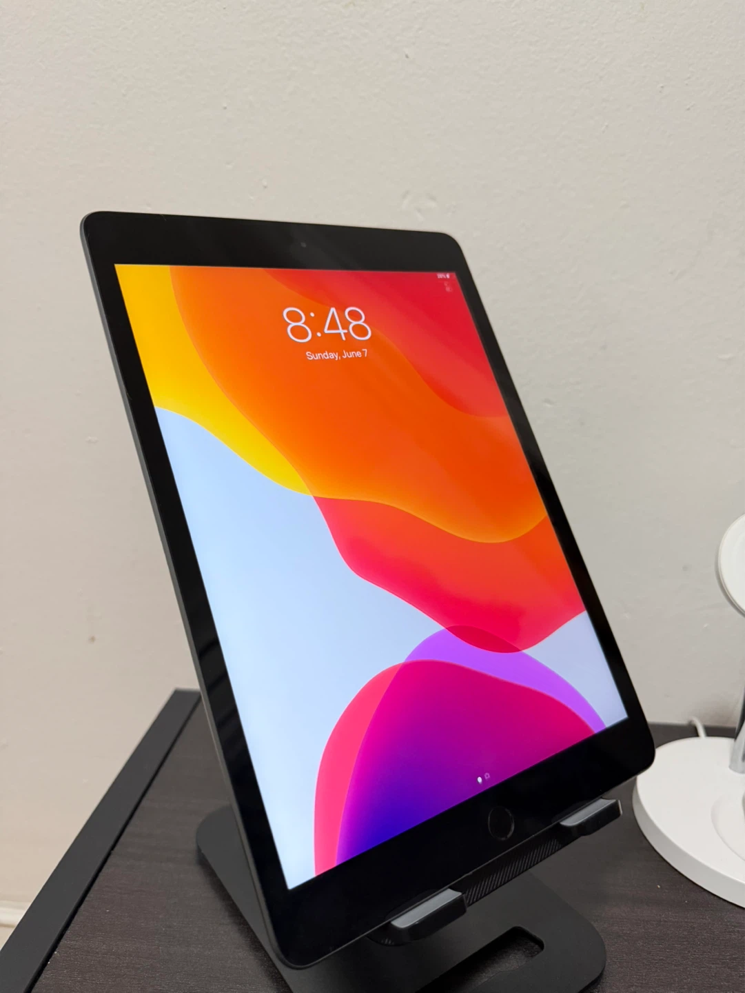 Apple iPad 7th - 128GB (WIFI) Space Gray
