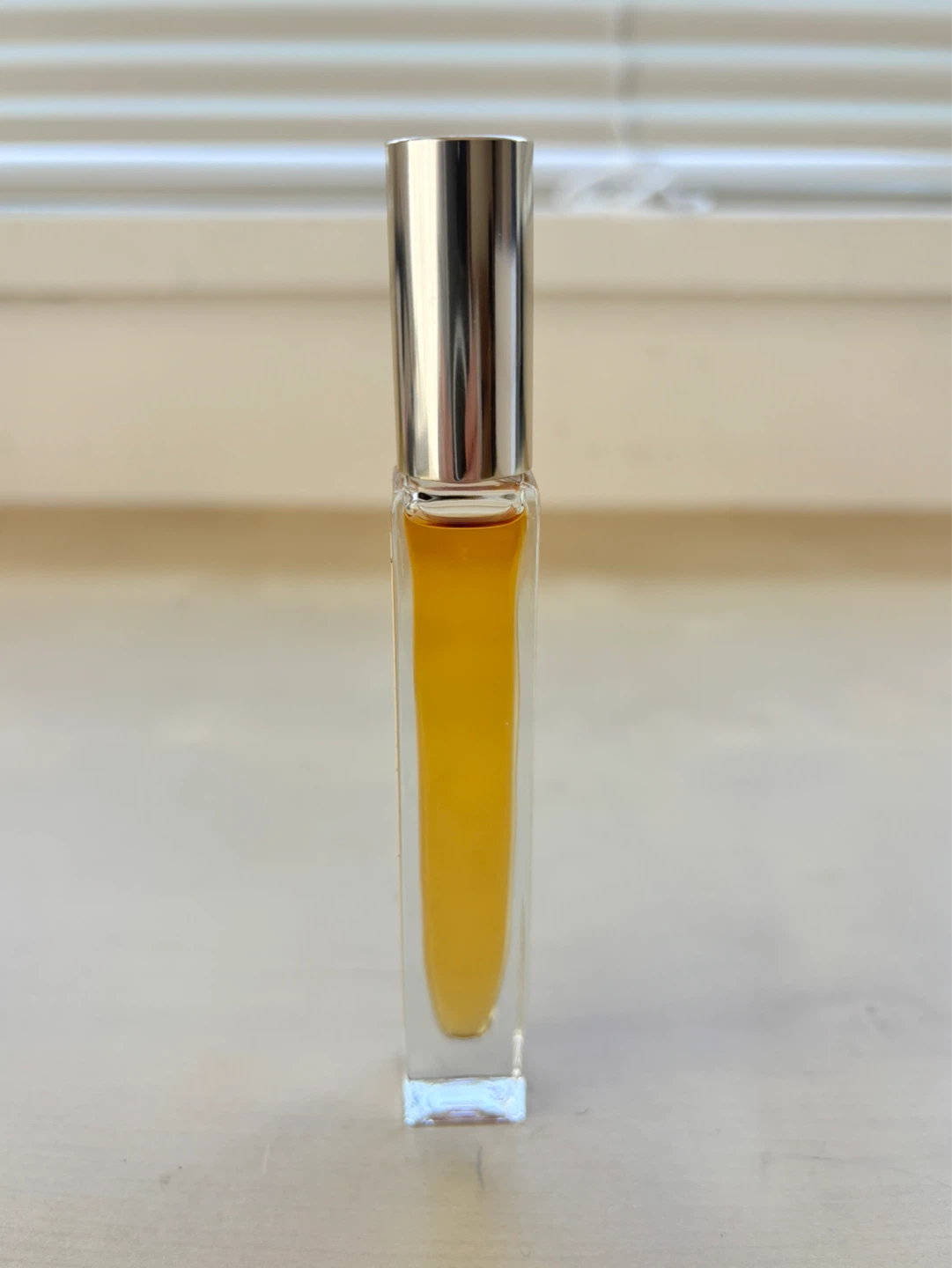 Lavanila vanilla grapefruit perfume roller ball - photo 3