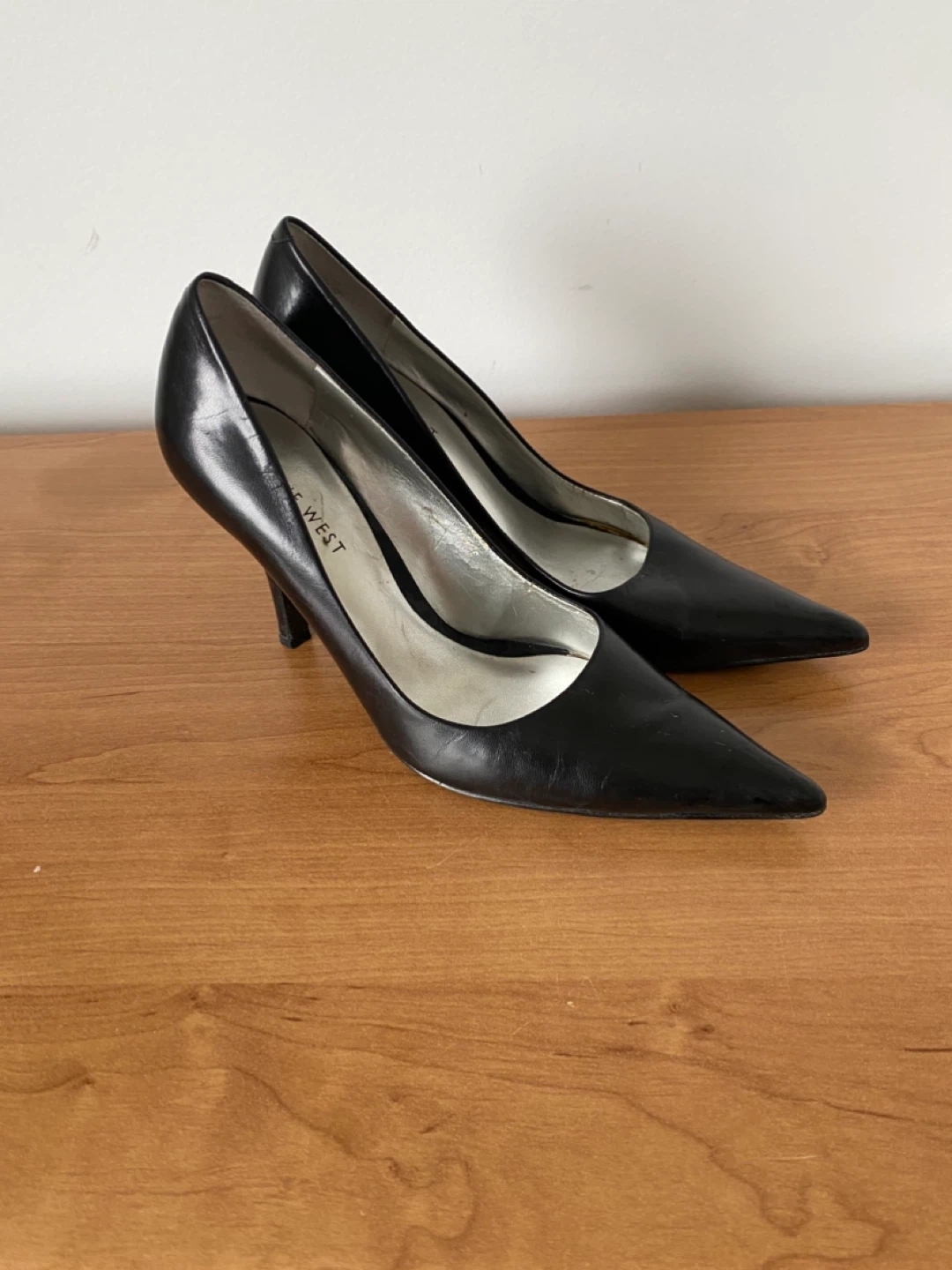 Souliers à talons hauts noirs Nine West