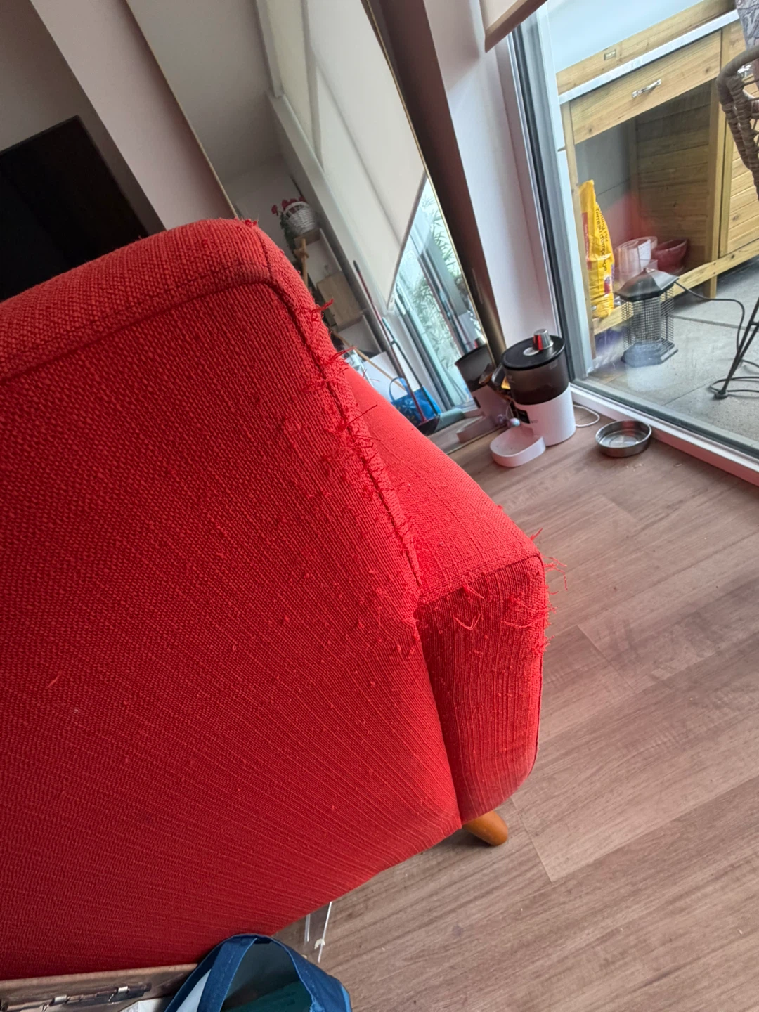 FREE Red Two-Seater Sofa - photo 3