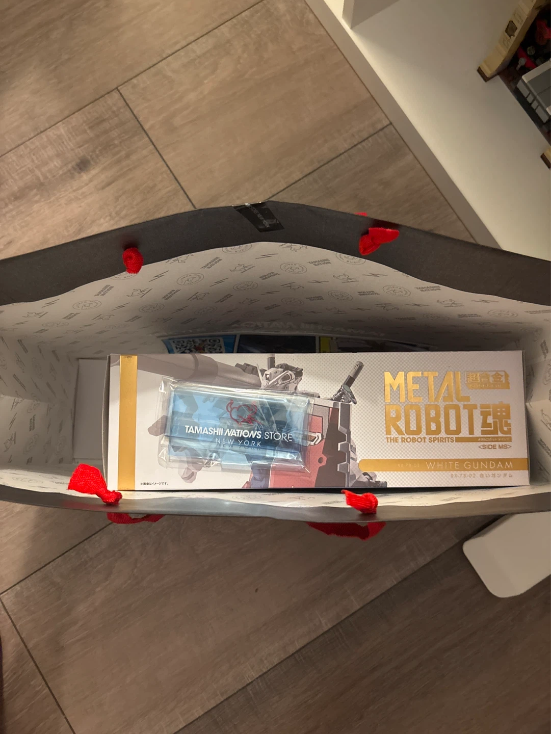 New Unopened!! Limited edition Bandai Metal Robot White Gundam - photo 4