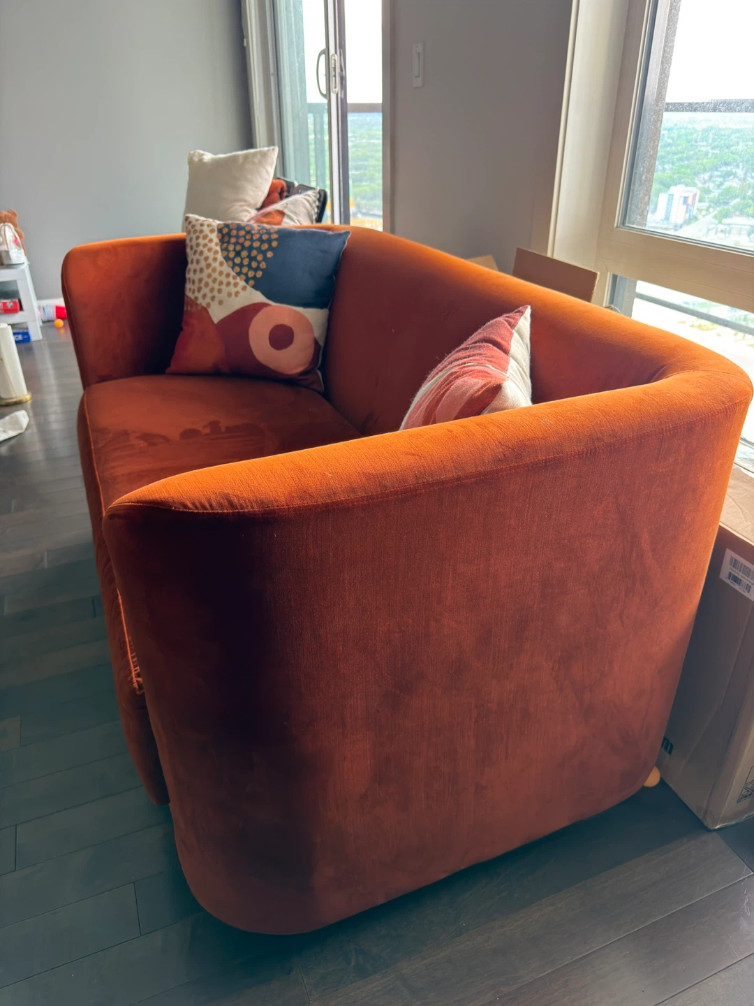 Orange Velvet Loveseat - photo 3