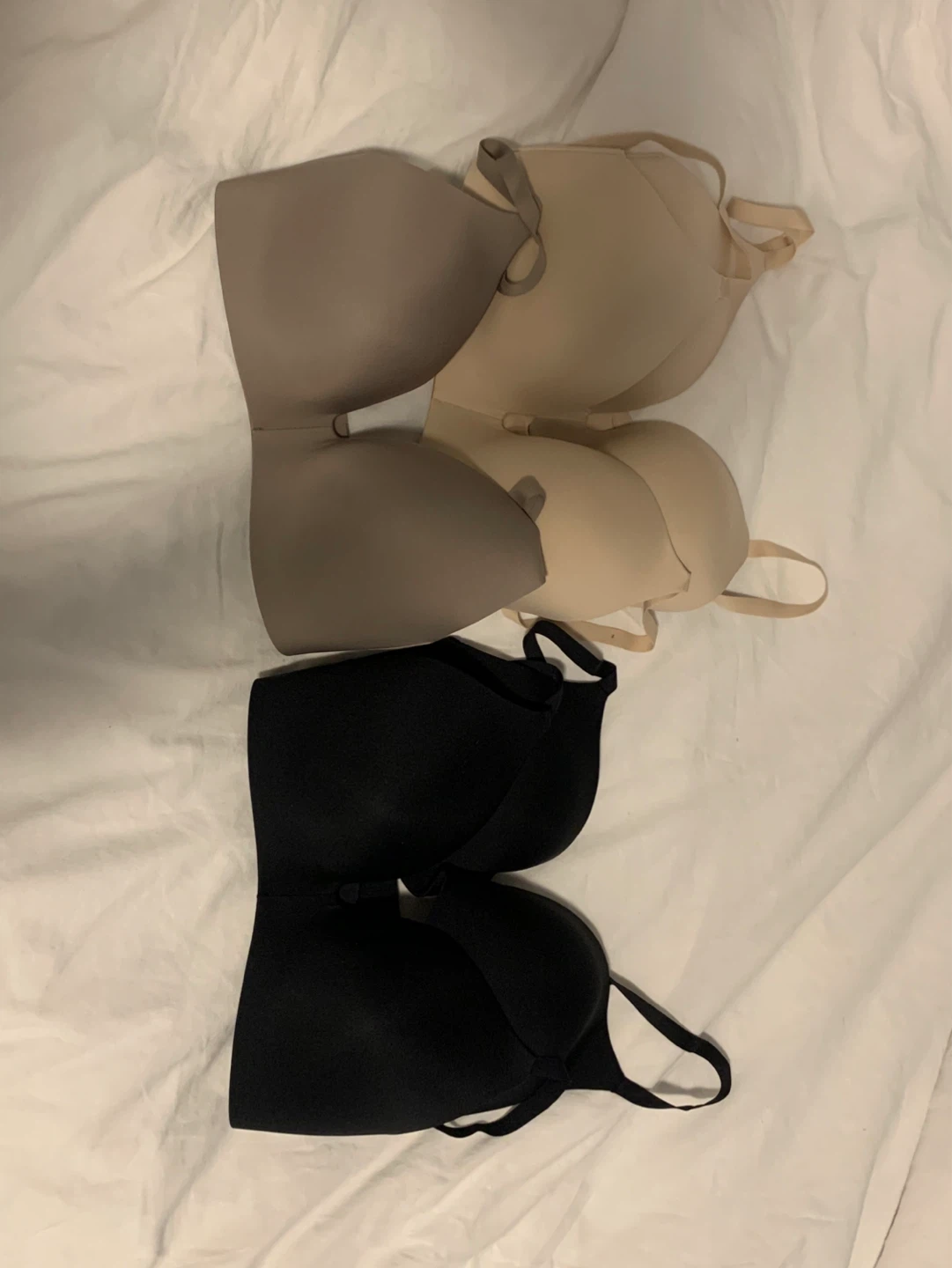 Uniqlo Wireless Bra - 3 colours  (30 32 bc)