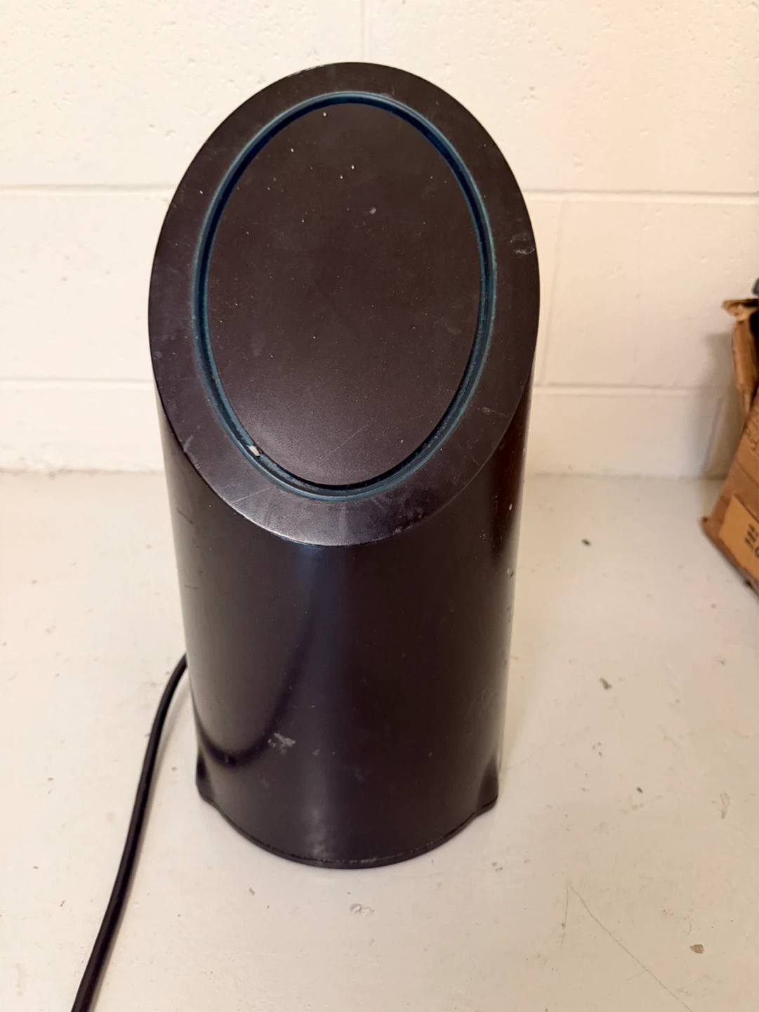 Shaklee Airsource Model 3000 Ionizer / Air Purifier in black. - photo 2
