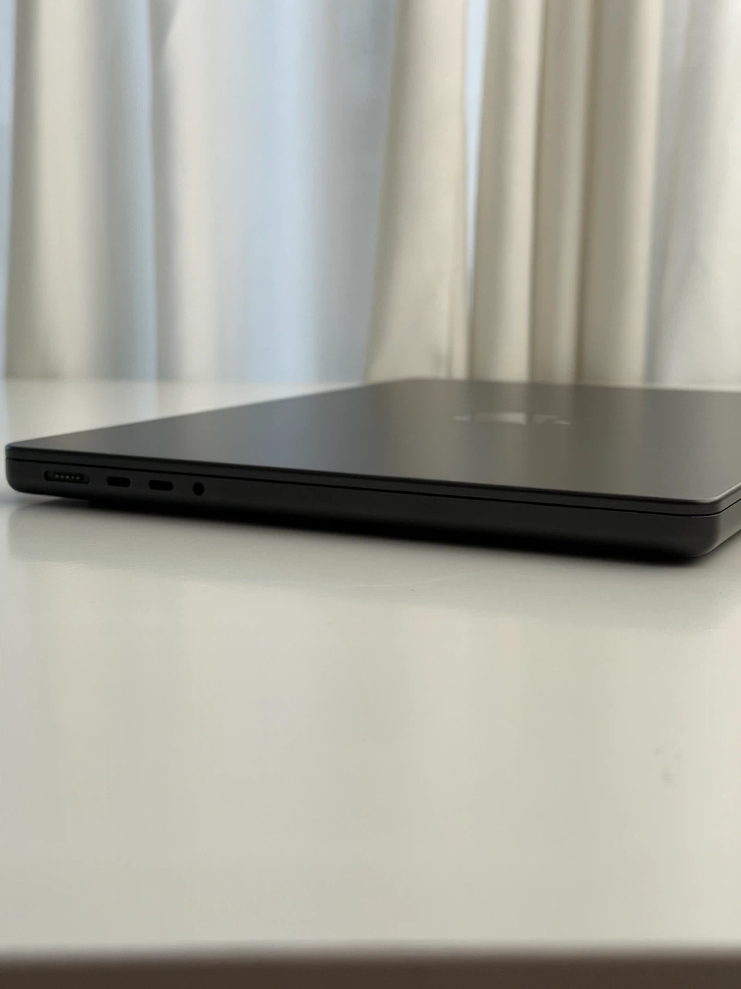 MacBook M4 Pro Laptop, 14 inch. - photo 4