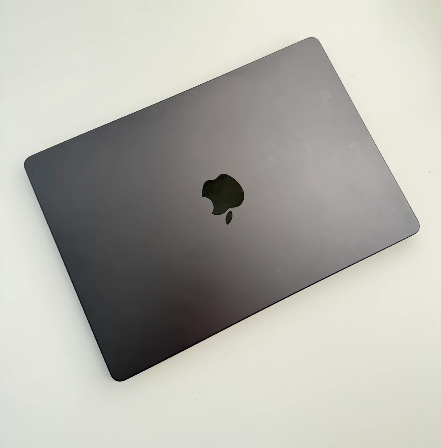 MacBook M4 Pro Laptop, 14 inch.