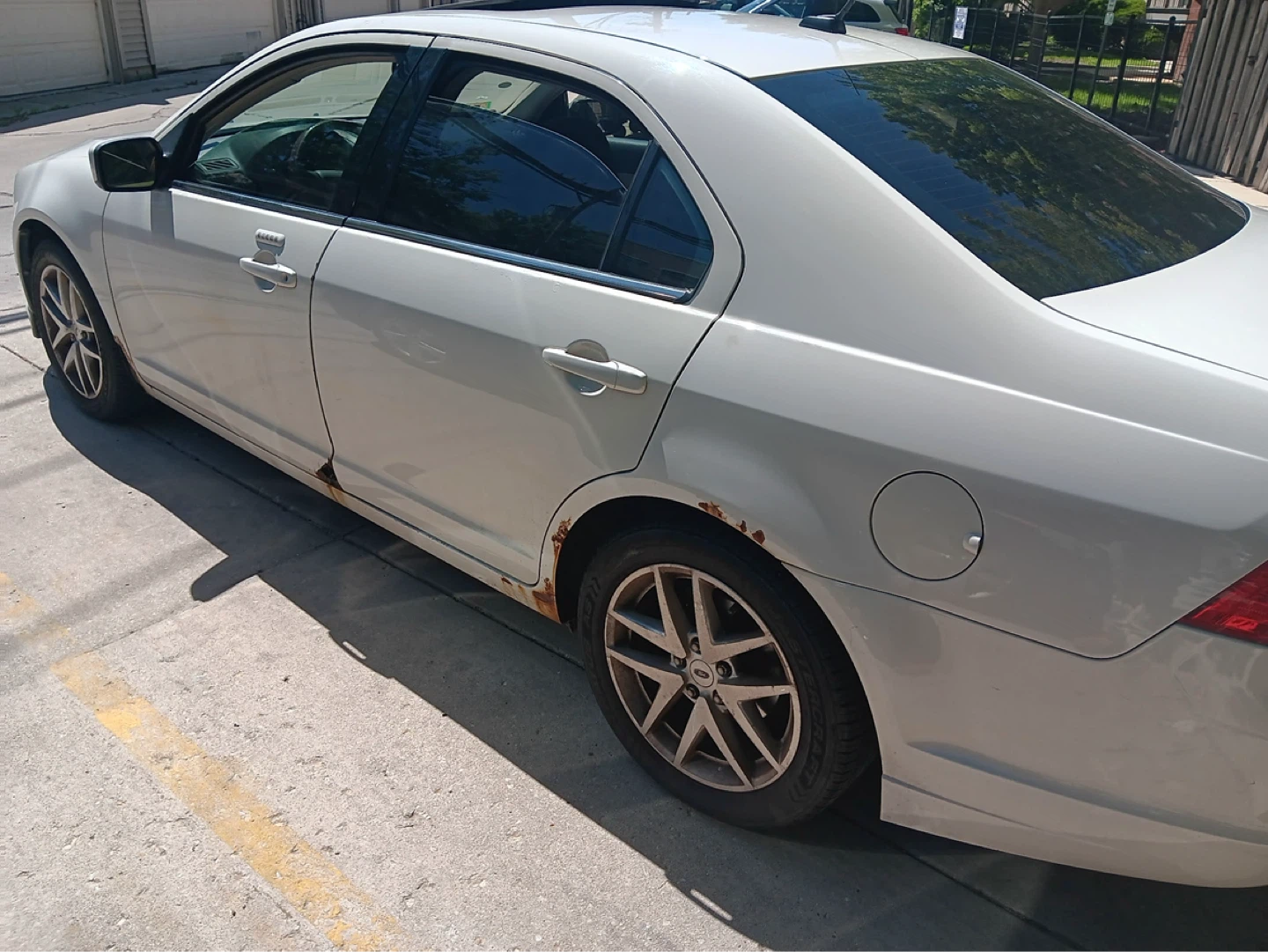 White Ford Sedan - photo 2