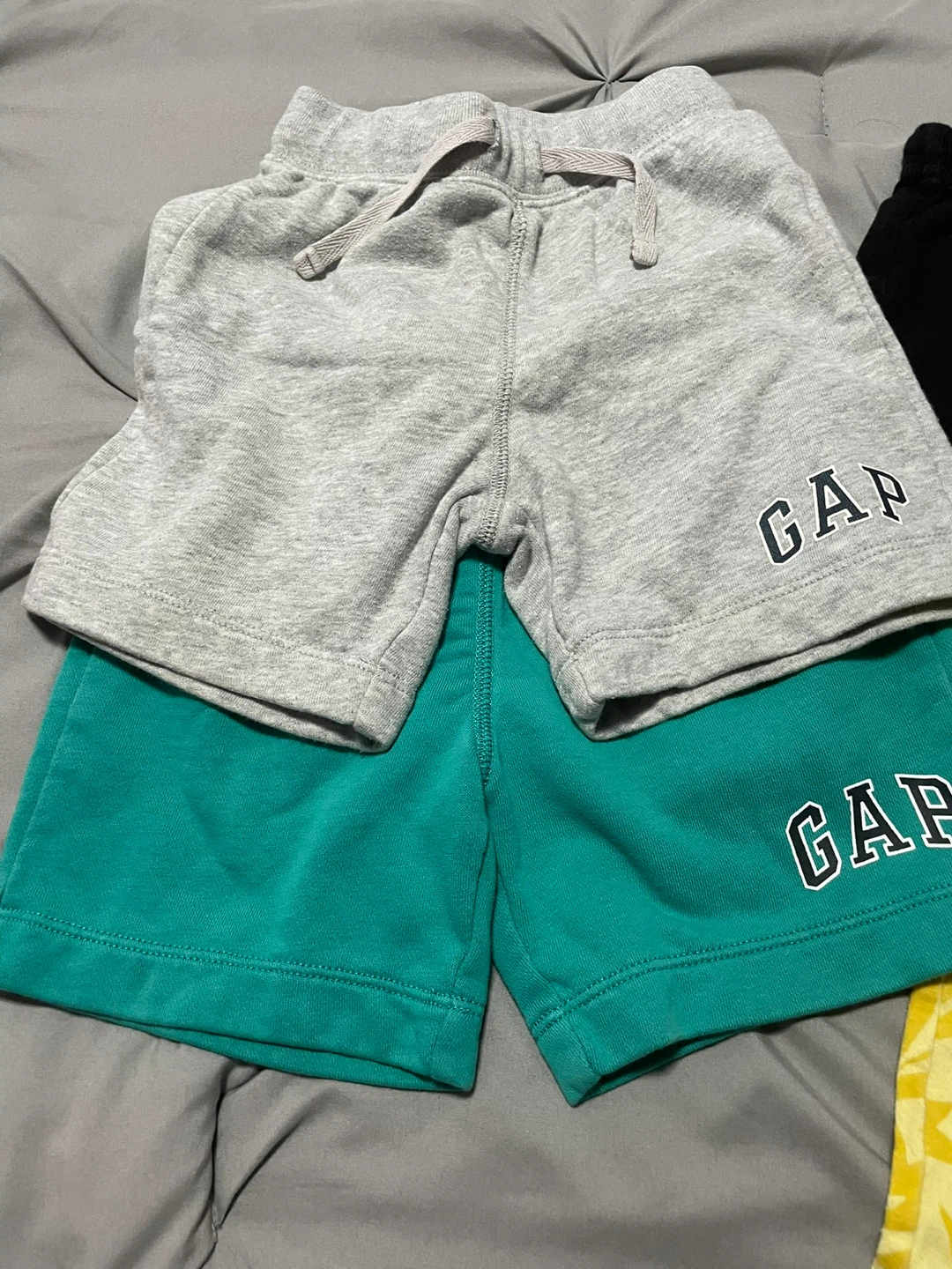 Gap kids  Shorts Bundle - Size 5 - photo 2