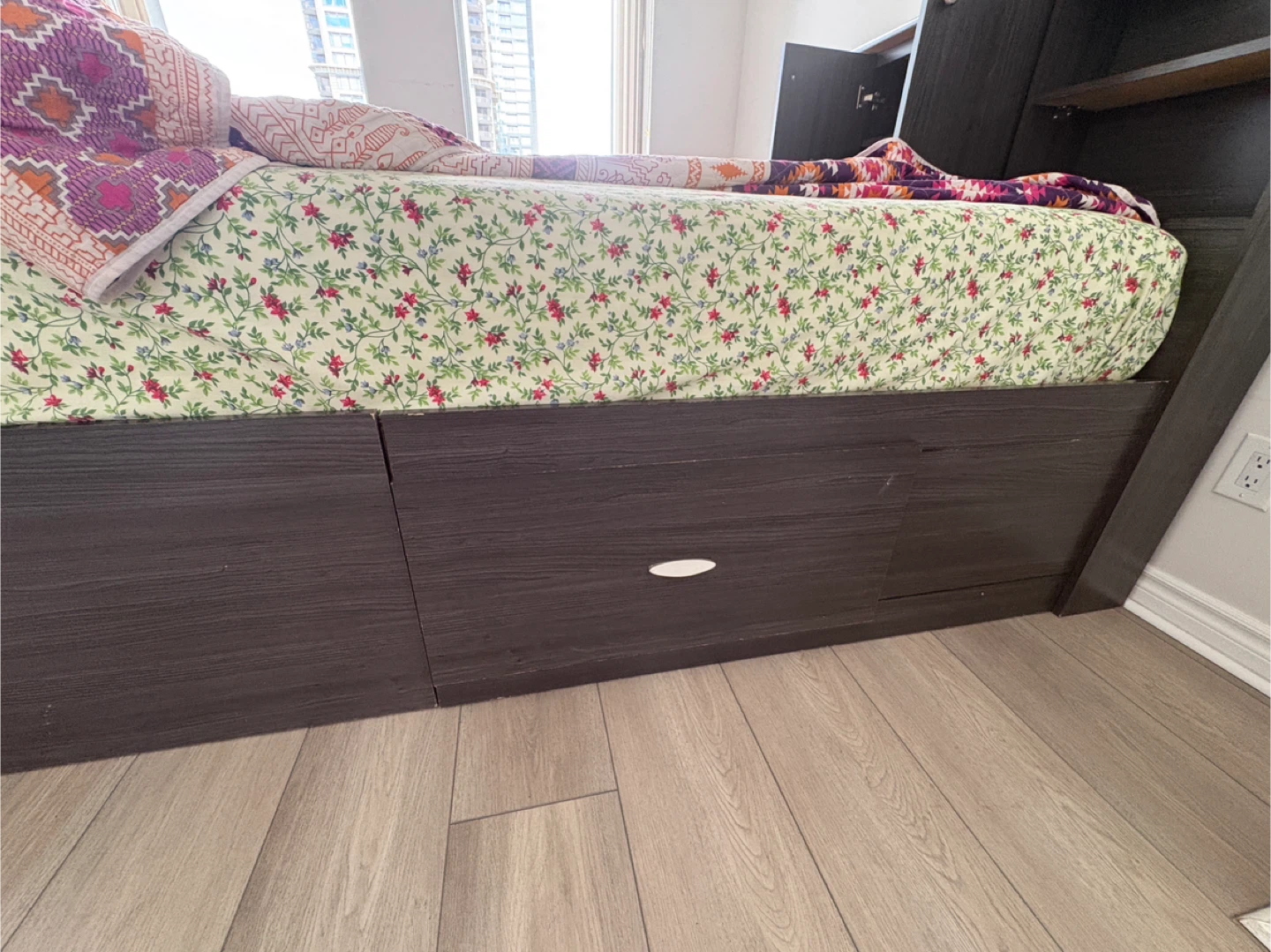 Dark Wood Queen Bed Frame with Storage Headboard and Drawers - photo 5