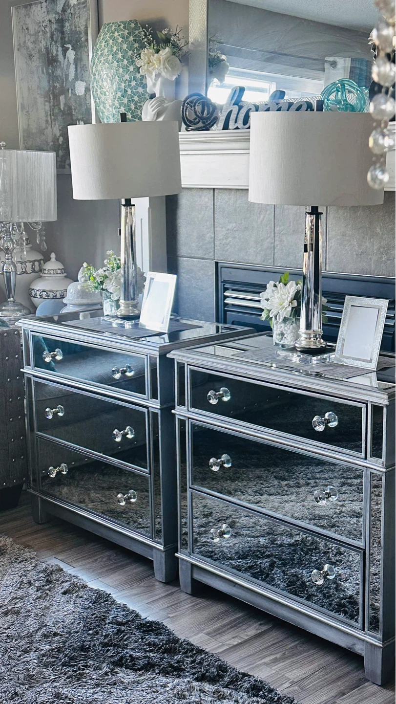 Mirrored 3-Drawer Nightstand - photo 3