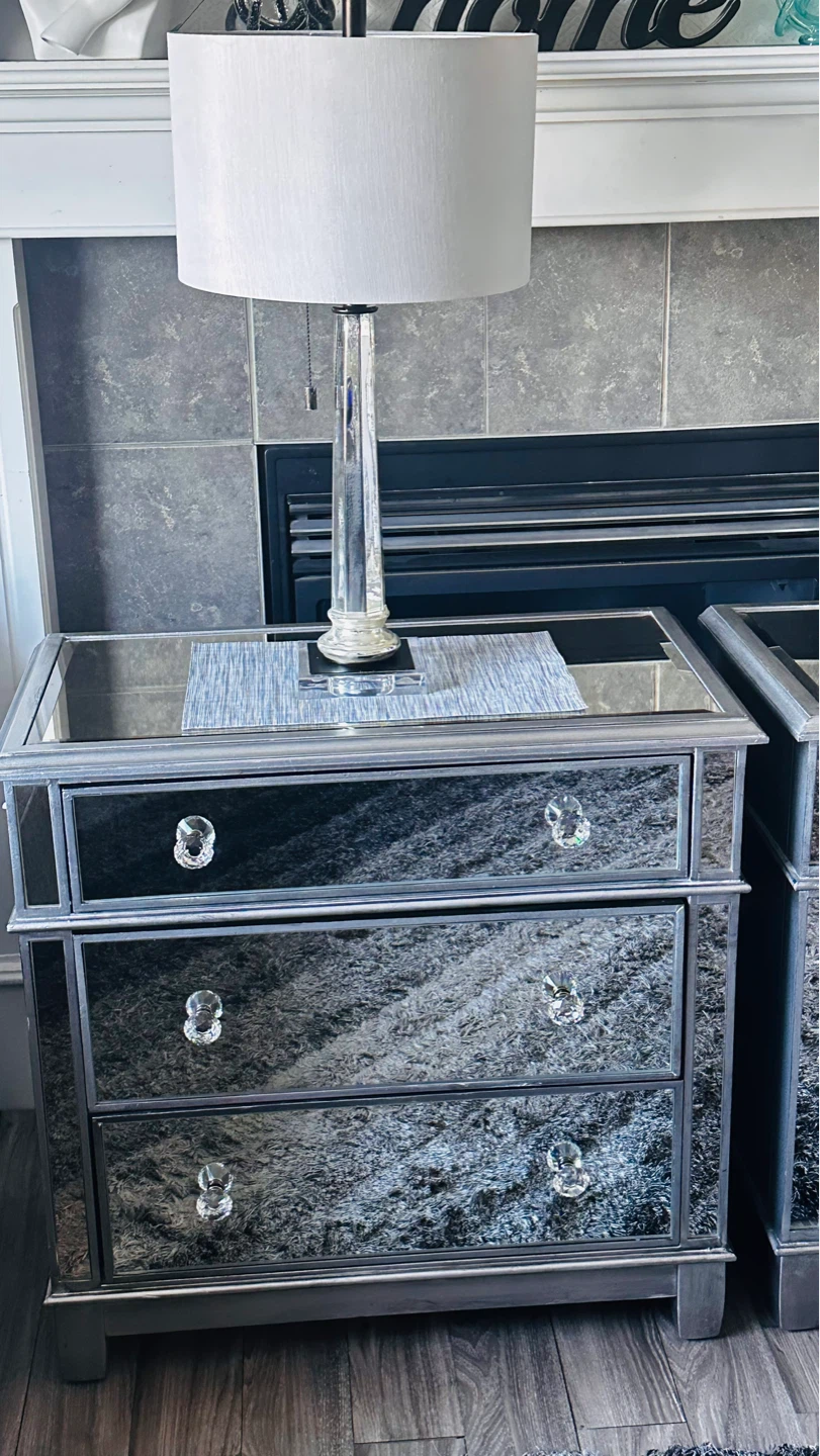 Mirrored 3-Drawer Nightstand - photo 5