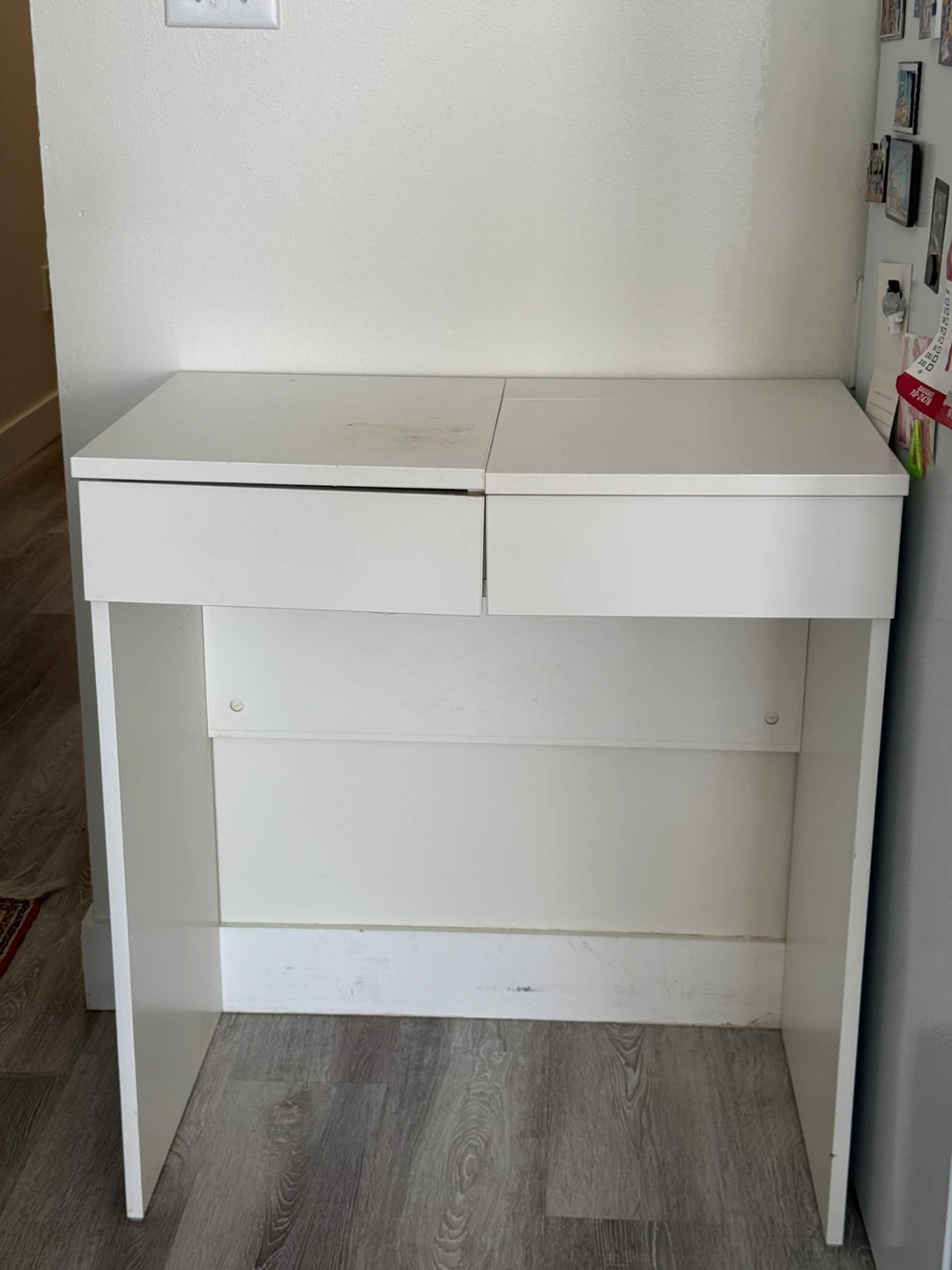 White Vanity Desk with Mirror - photo 3