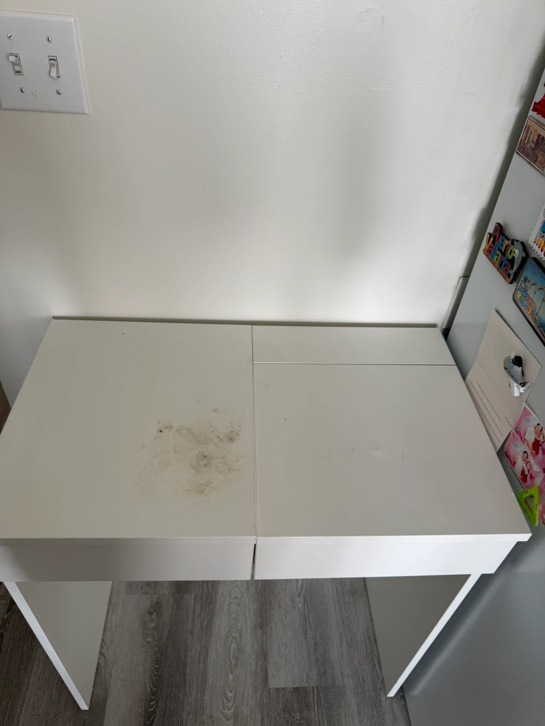 White Vanity Desk with Mirror - photo 2