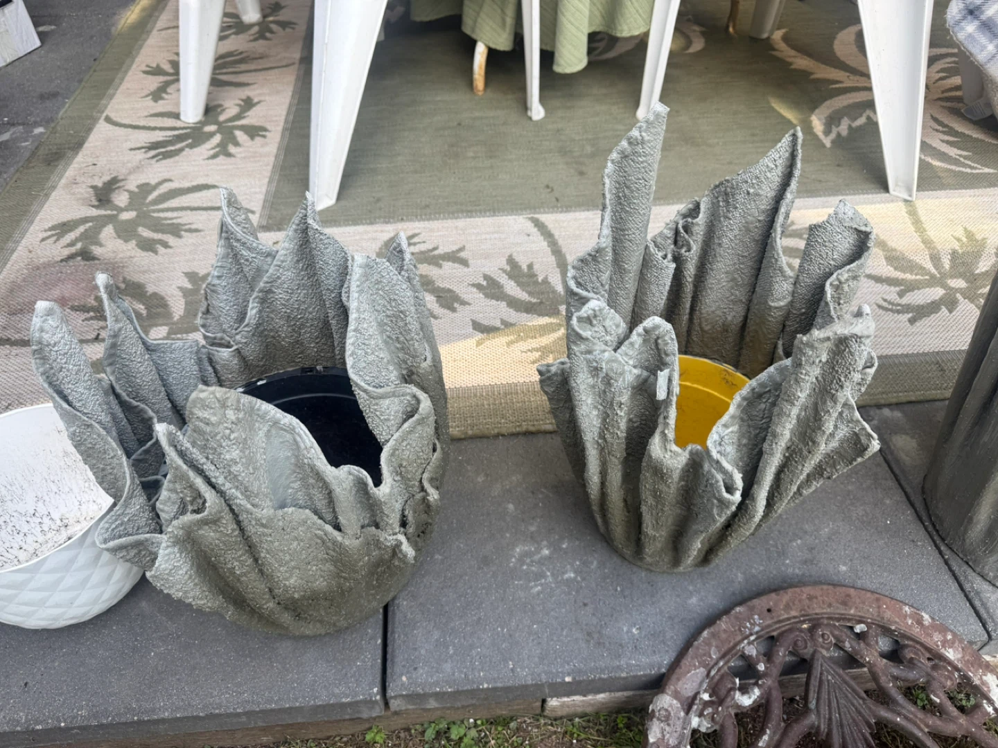 Concrete Leaf Planters - Set of 2
