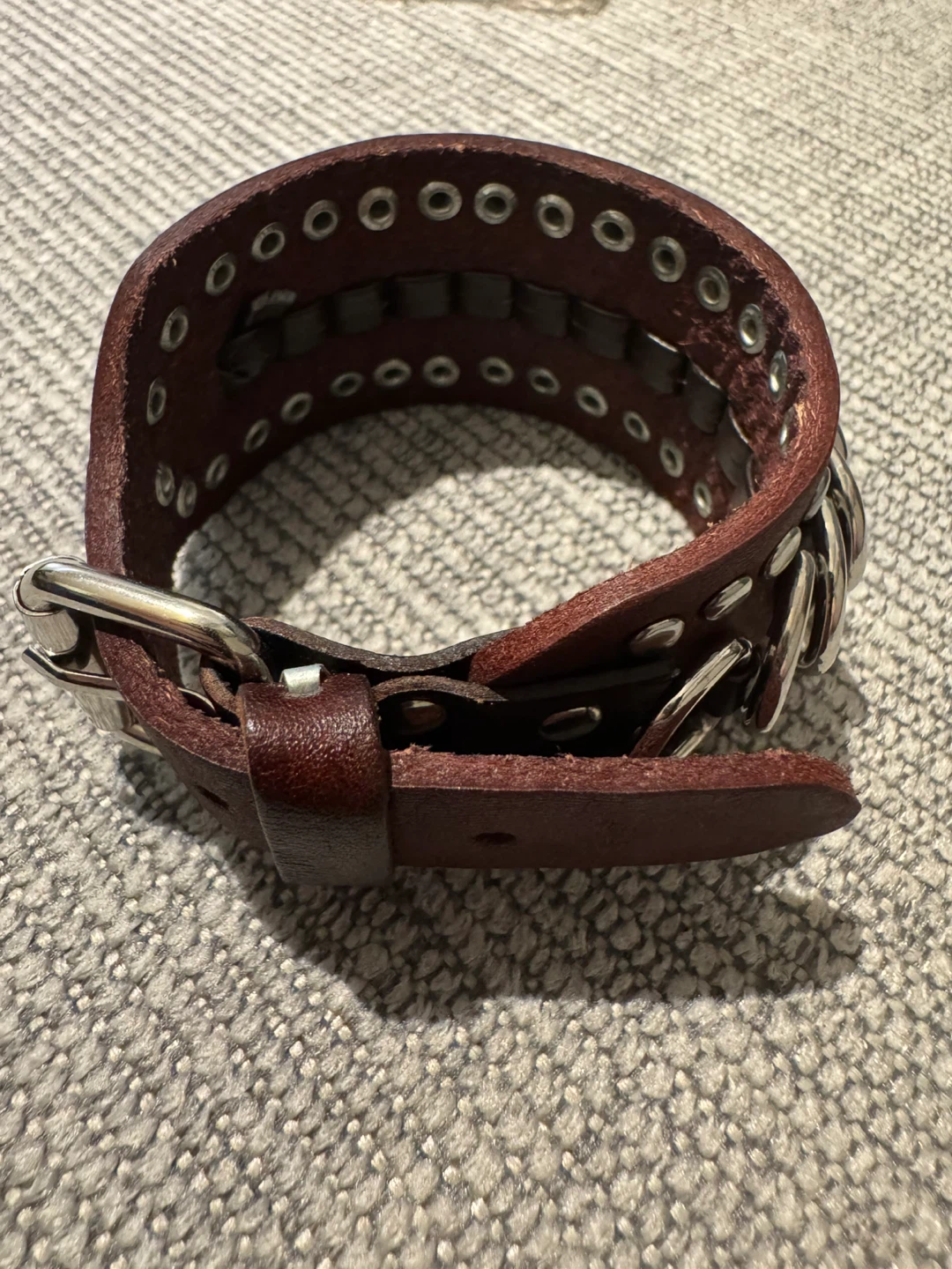 Mid range leather cuff bracelet - photo 2