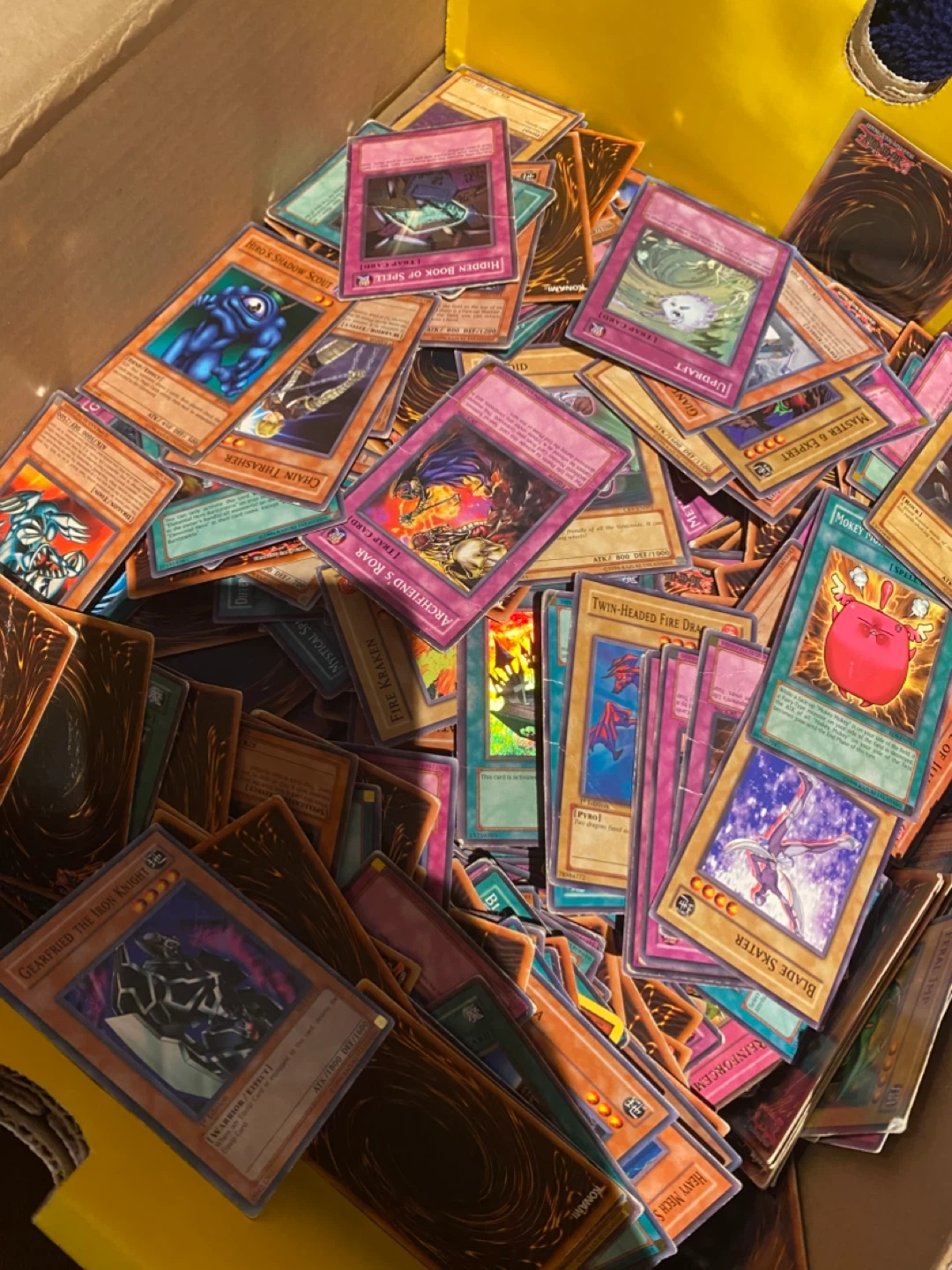 Yu-Gi-Oh! Trading Card Collection(vintage) - photo 5