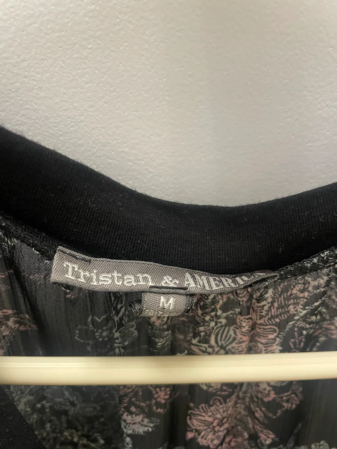 Tristan & America Floral V-Neck Blouse - photo 2