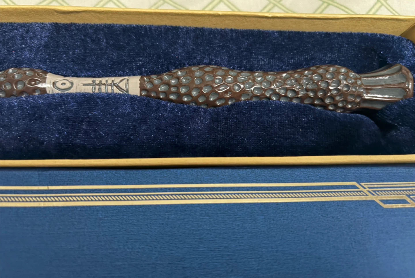 New Magic Wand And A Fantastic Magic World Lights Up - photo 2