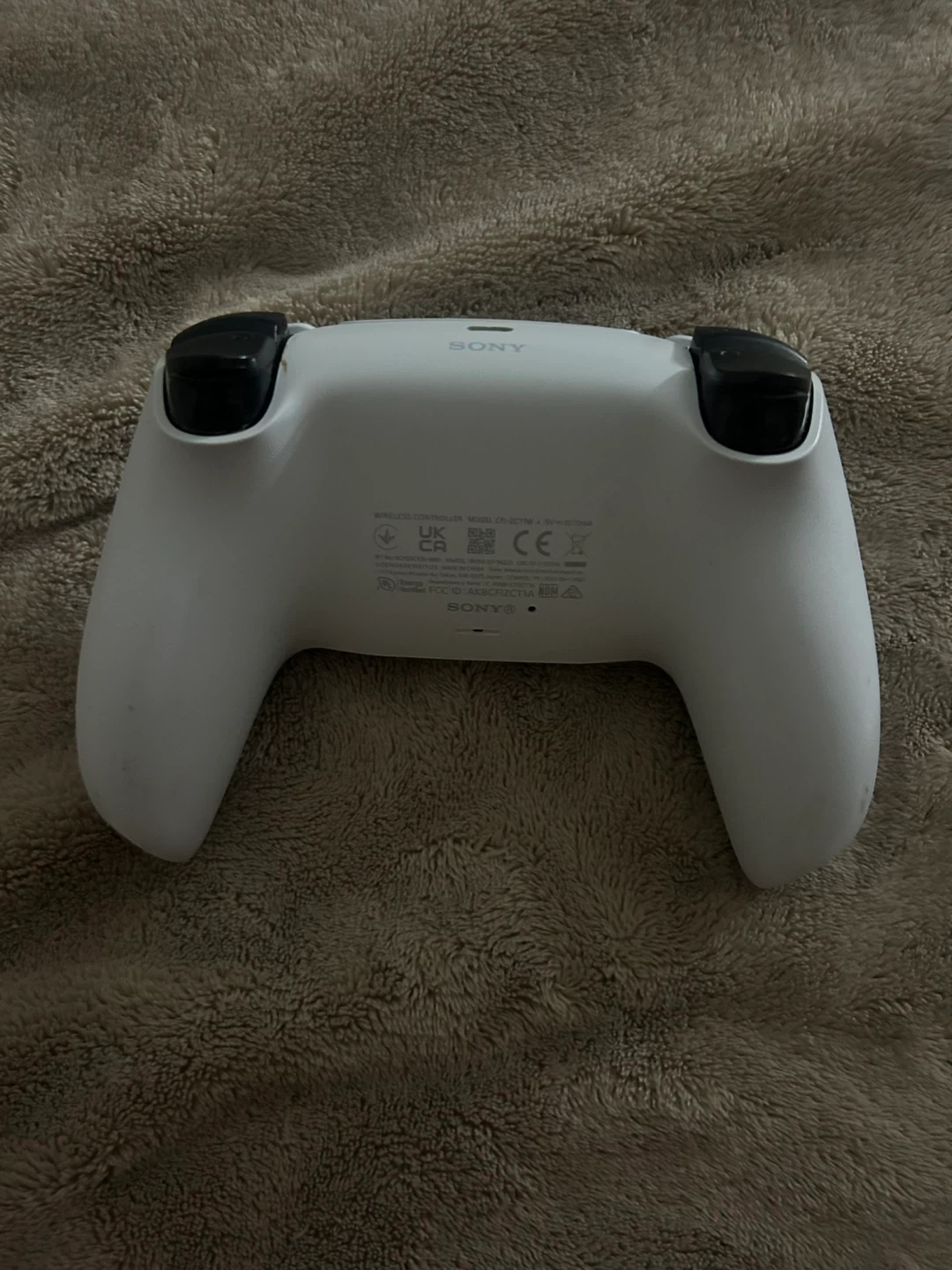 Sony PlayStation 5 DualSense Wireless Controller - photo 2