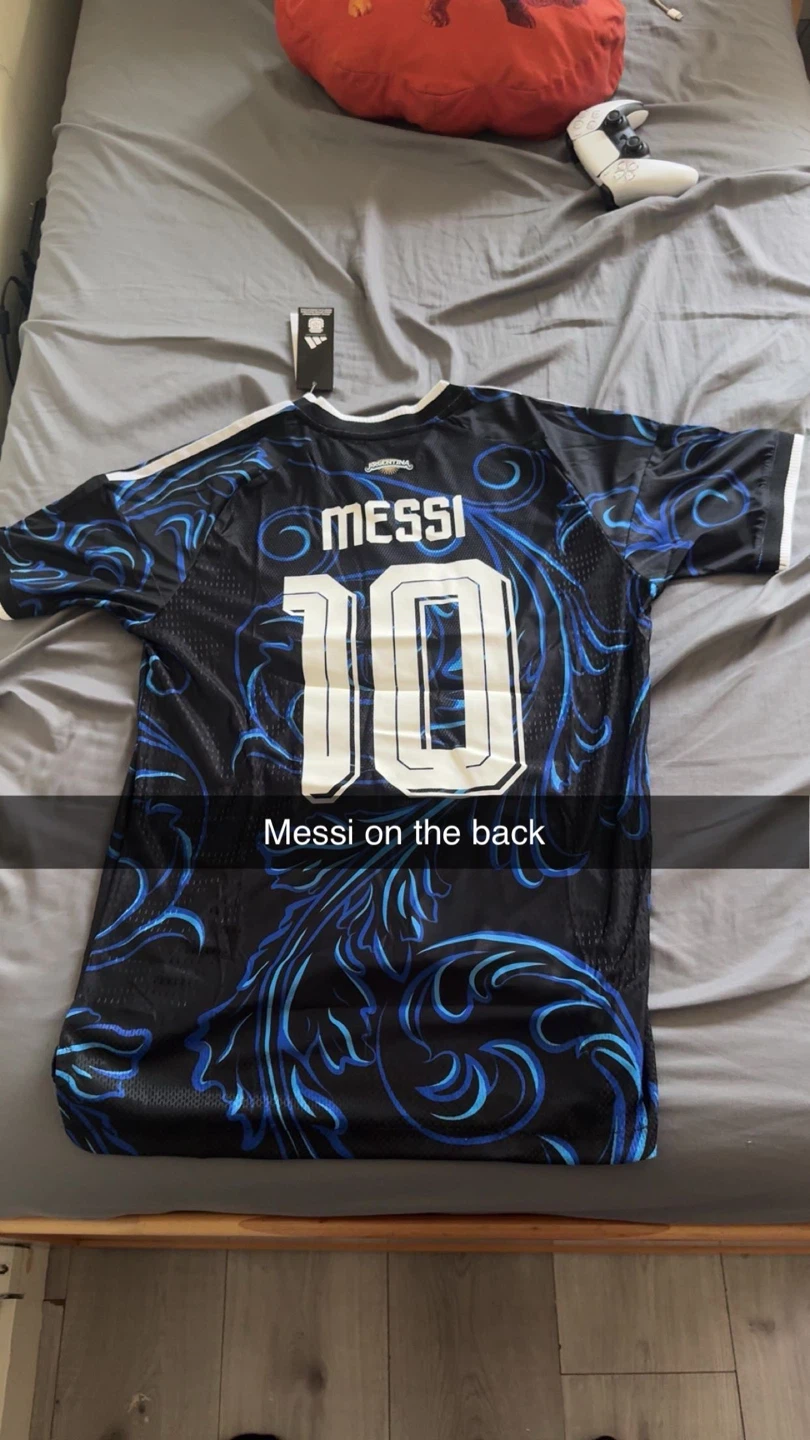 Adidas Argentina Messi 10 Away Jersey - Large - photo 2
