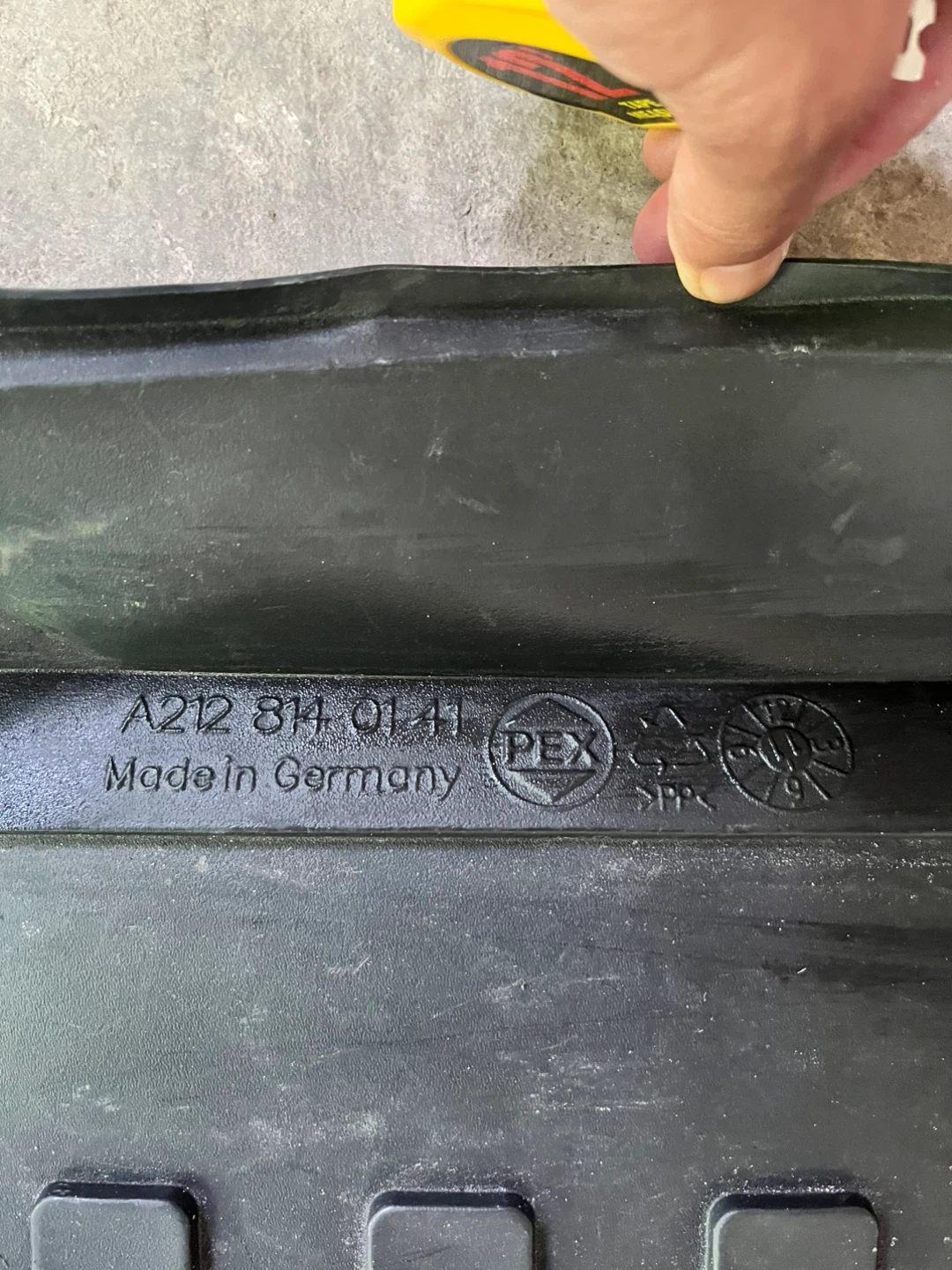 Mercedes-Benz Trunk Mat A212 814 01 41 - photo 3