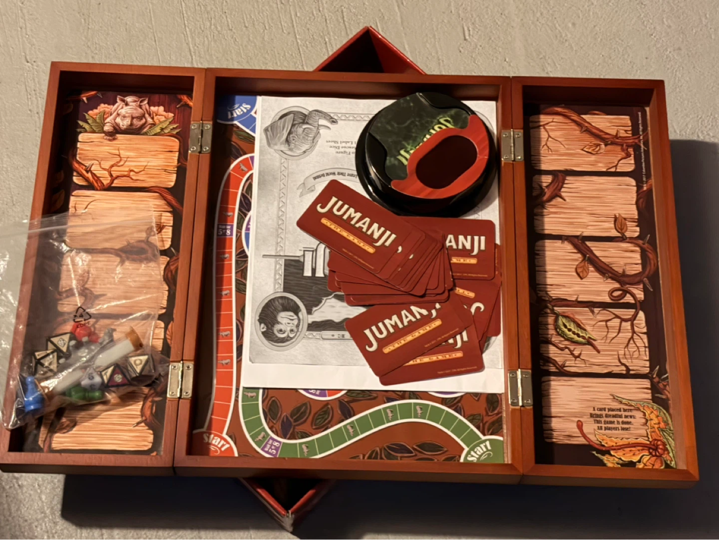 Jumanji Board Game - photo 2