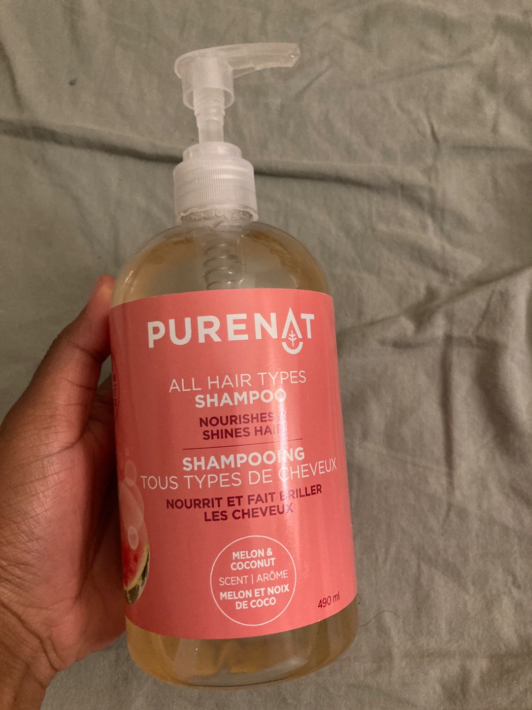 FREE moisturizing Shampoo Melon & Coconut 490 ml