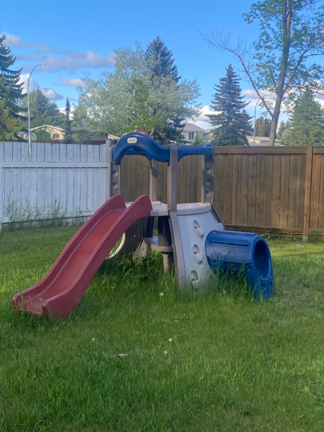 Little Tikes Play Structure with Slides and Tunnel